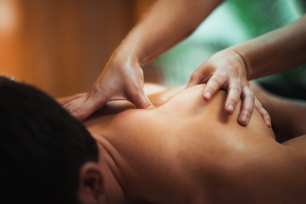Perth-Wellness-Centre-Blog-Pain-Between-the-Shoulder-Blades